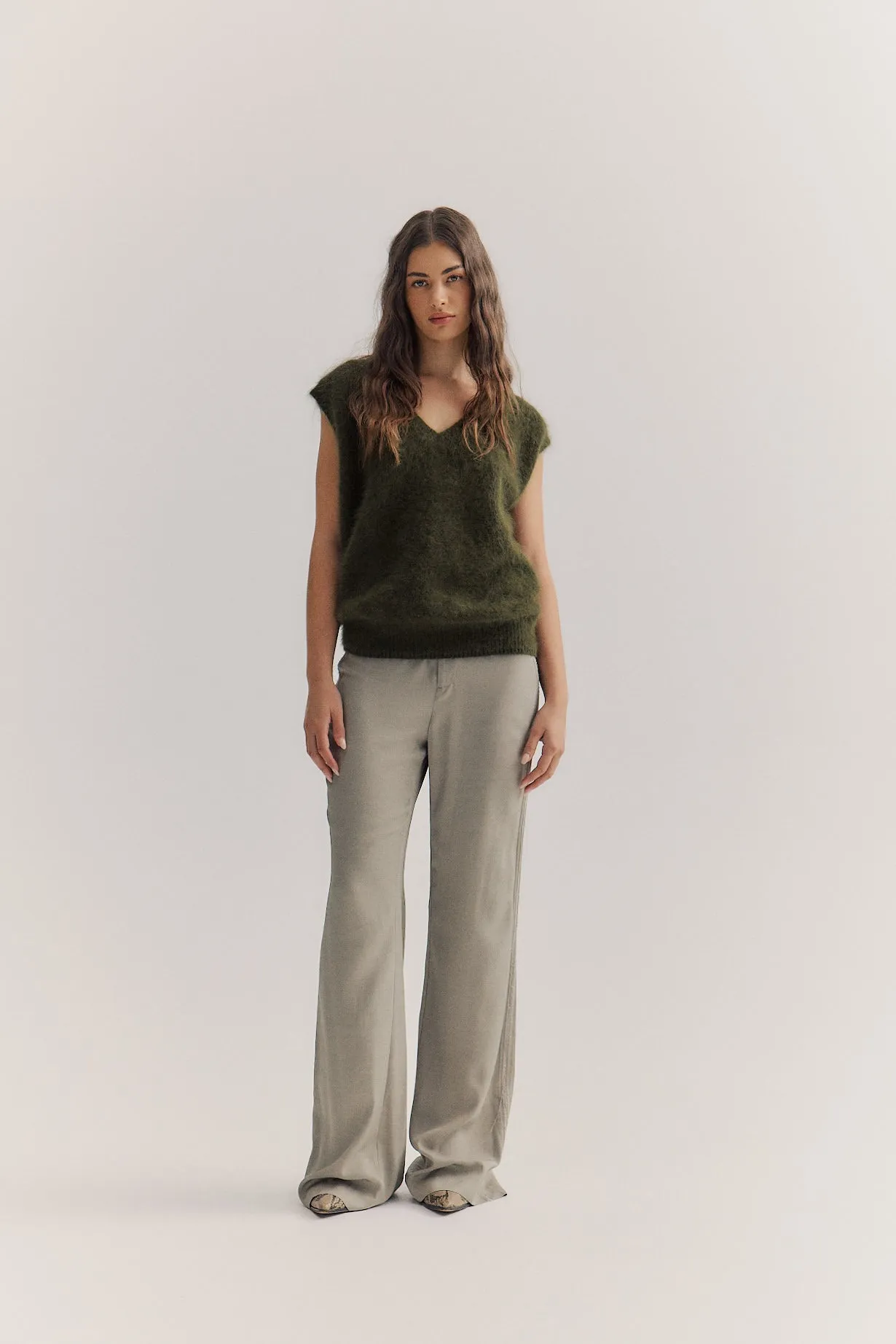 Ebony Vest - Moss