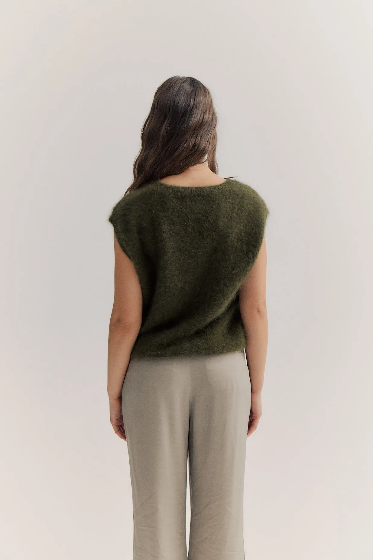 Ebony Vest - Moss